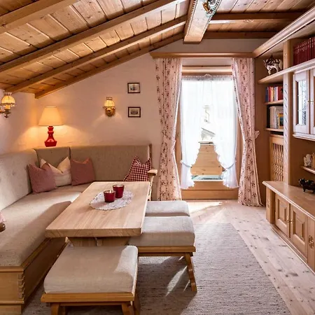 Gerold, Kreuth-reitrain Apartment