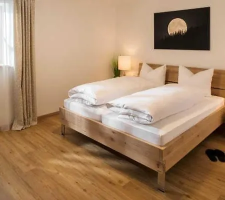Gerold, Kreuth-reitrain Apartment Oberach