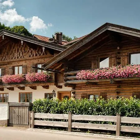 Gerold, Kreuth-reitrain Apartment