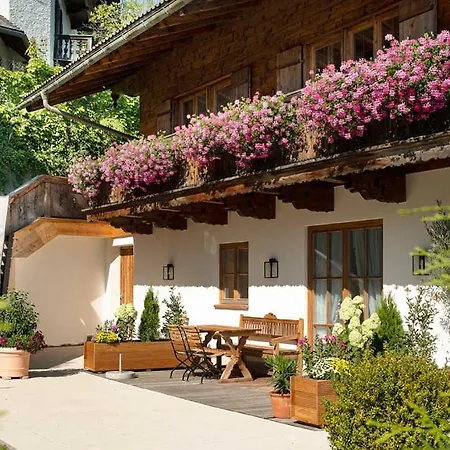Gerold, Kreuth-reitrain Apartment Oberach